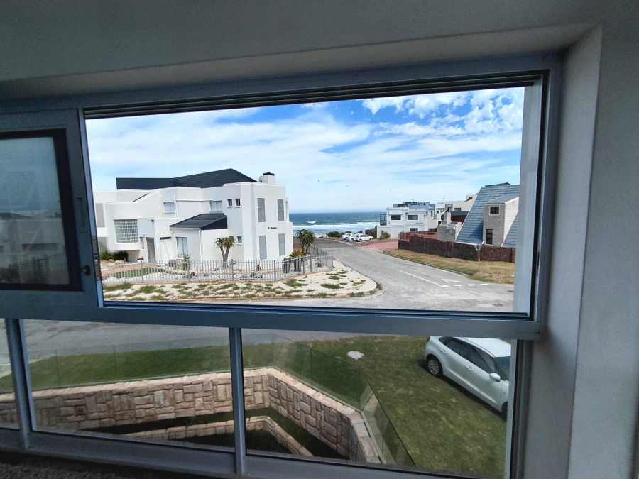 5 Bedroom Property for Sale in Ferreira Town Eastern Cape